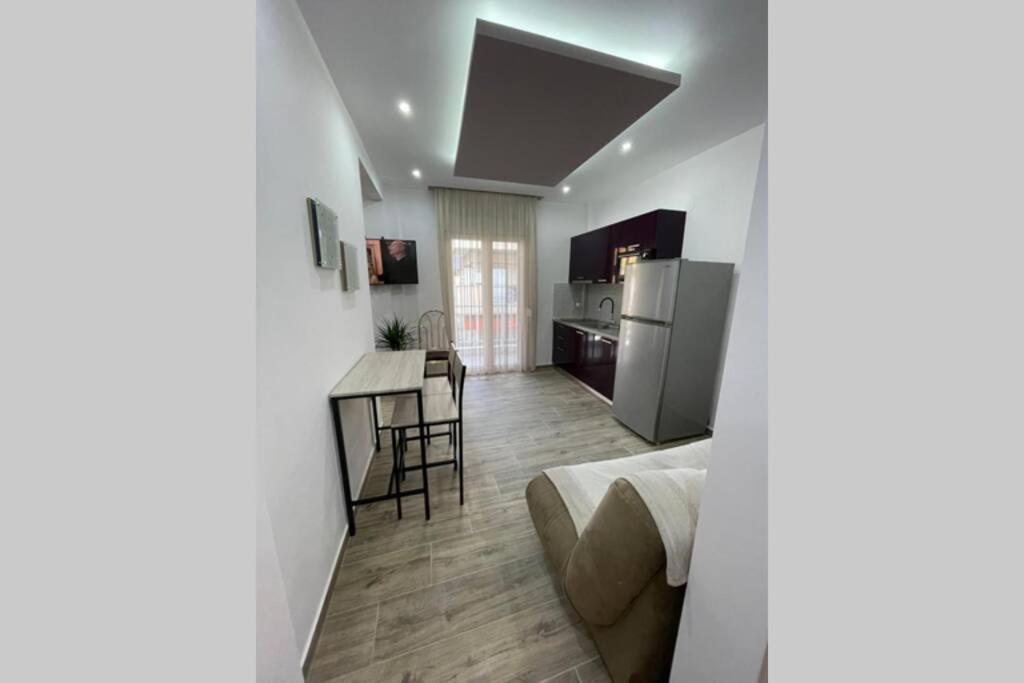 Comfort And Seaview Apartment Nea Paralia Salonicco Esterno foto